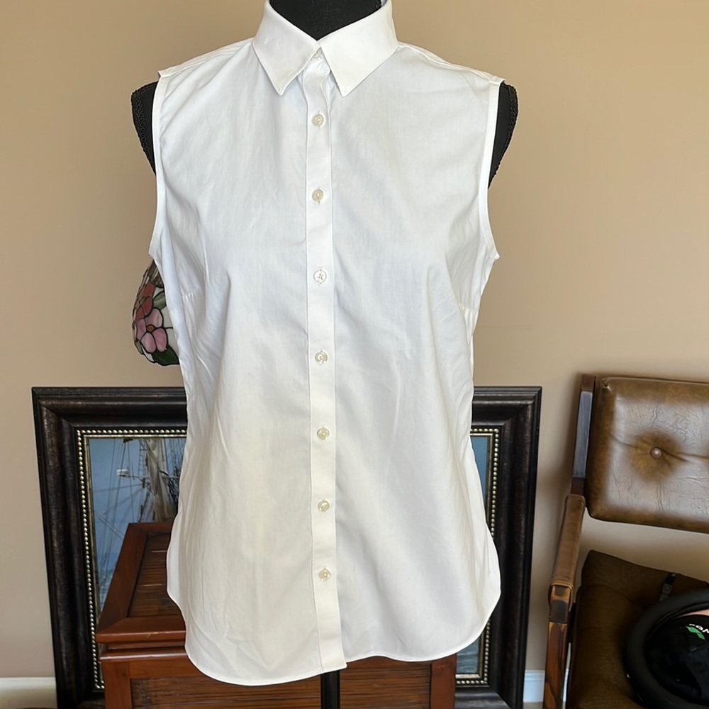 Brooks Brothers fitted white tank